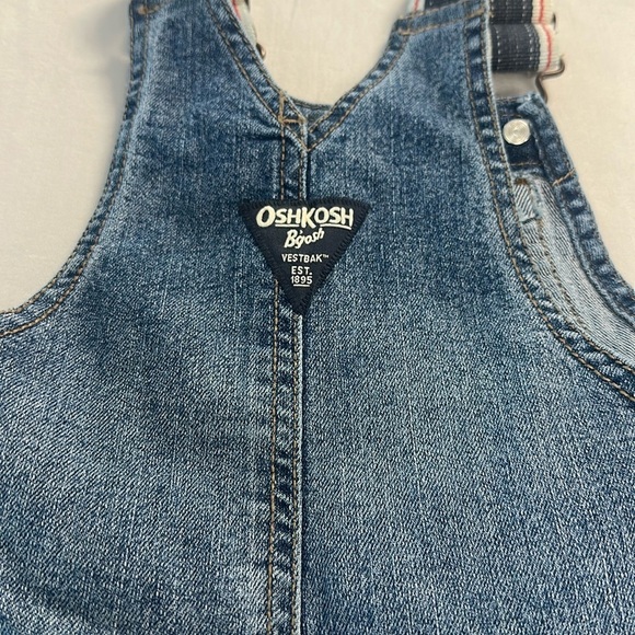 B’Gosh - carpenter style denim overalls with adjustable retro straps. - Picture 5 of 5